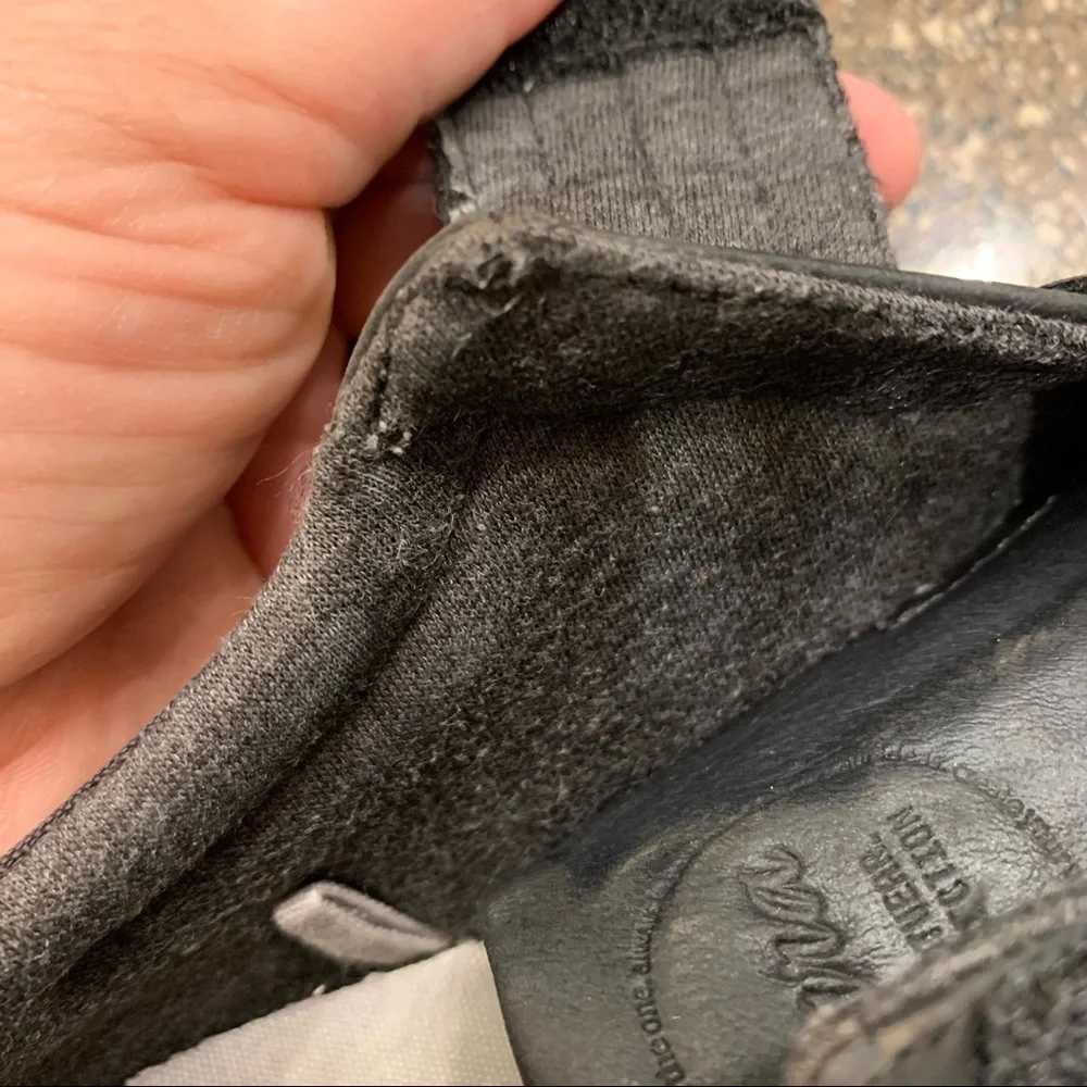 Zara Kids Footwear Collection Boys Lace Less Thick Sole Black Sneakers. US 12/13